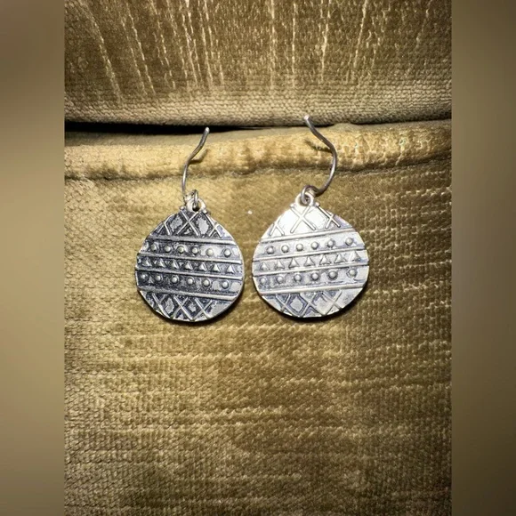 Fashion silver and faux turquoise dangle earrings - Picture 8 of 9